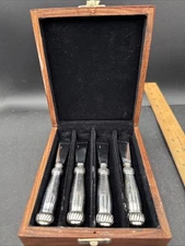 4 Pc Set Paddle Butter/ Cheese Spreader Knives 5 1/2” Made In India W/ box NICE