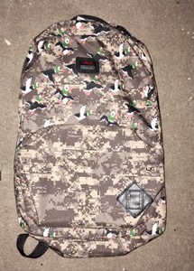 vans duck hunt backpack