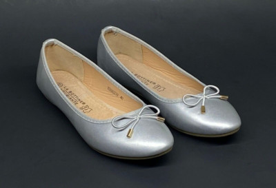 La Bottine Souriante Silver Flat Shoes UK Size 40 US 9.5