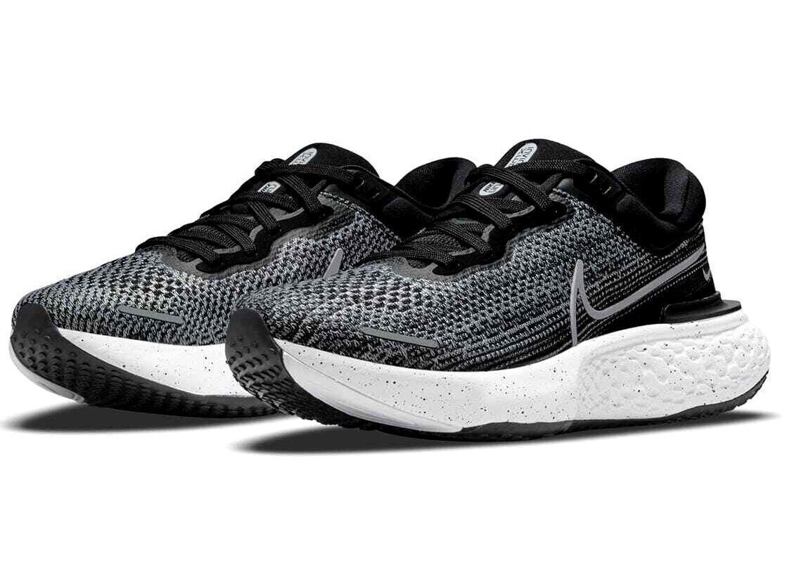 nike zoomx invincible run flyknit oreo