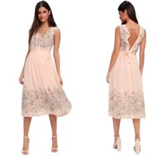 ASTR The Label Size S Floral Print Wrap Midi Dress in Bristol Blush Pink