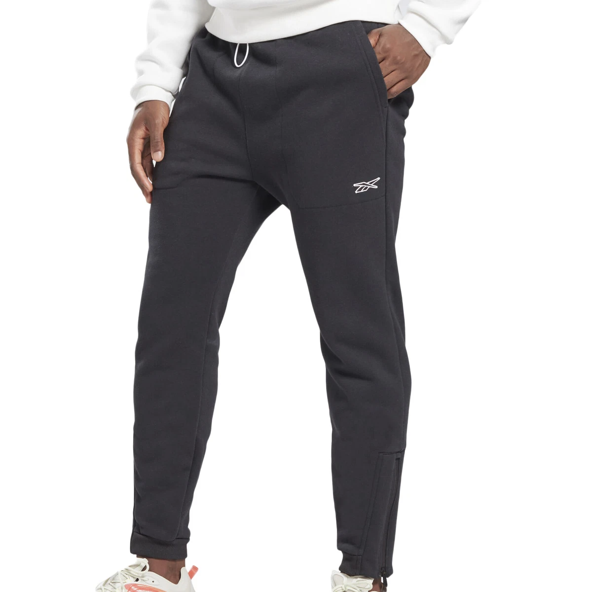 Reebok Identity Fleece Pants in BLACK