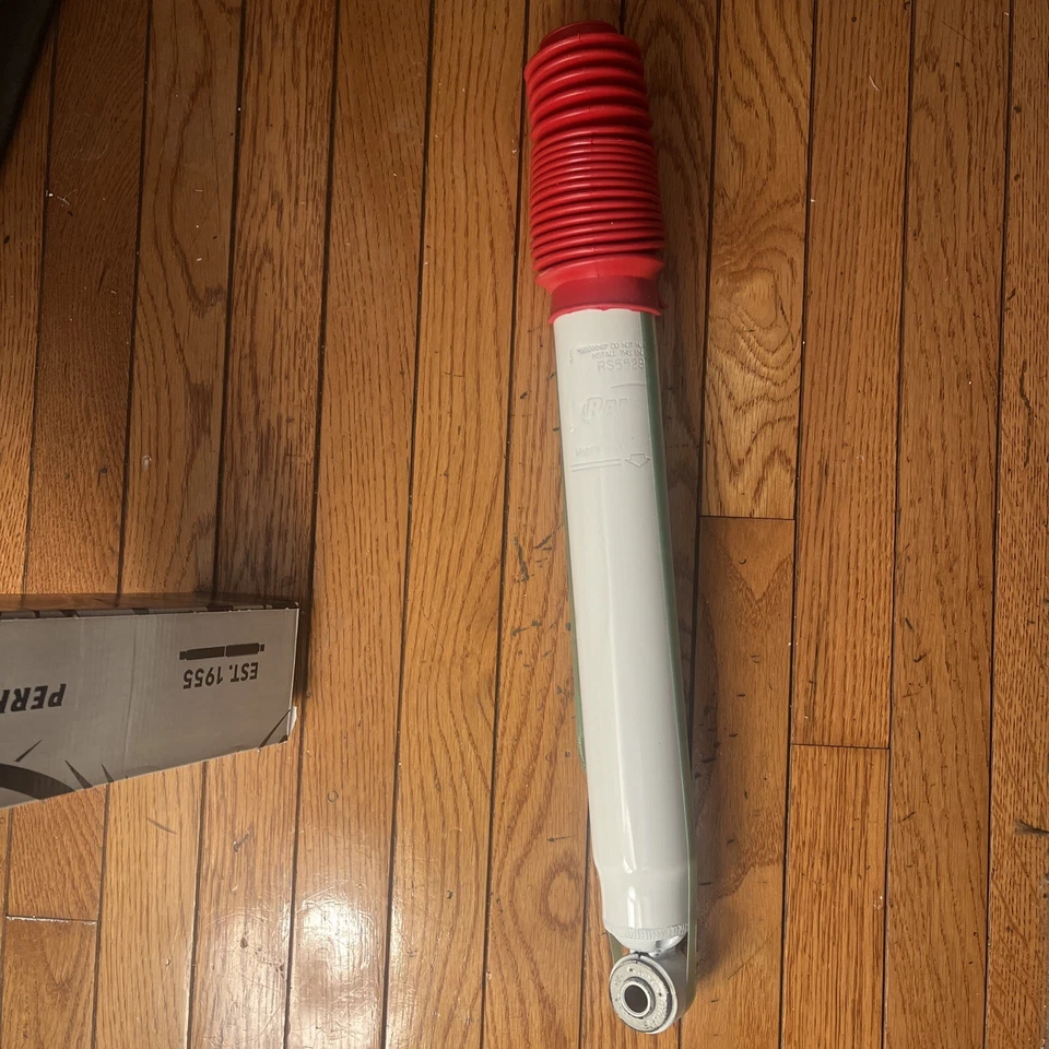 全新!! 雪佛兰索罗德性能避震器和减震器全新!! — 第 2/3 张图片