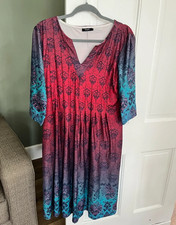 Teal red mixed print  Elbow length sleeves Pullover Split front neckline