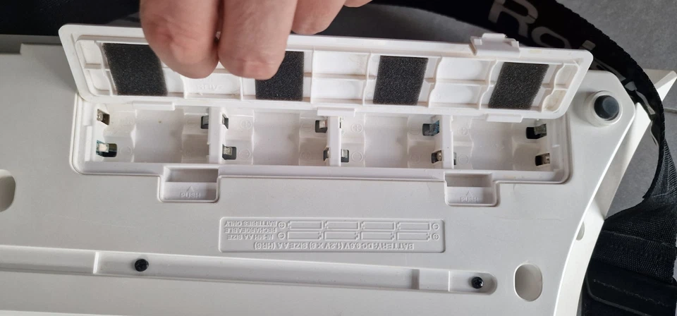 ROLAND AX-EDGE Synthesizer keytar AX EDGE - Bild 4 von 4