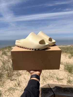 Men's Adidas Yeezy Slide '2022/23 Bone' US 8 Brand New & Never Worn