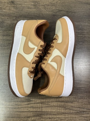 nike low acorn