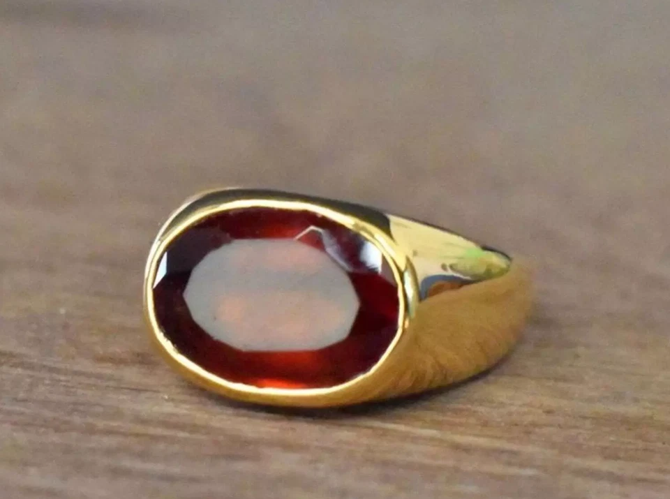 Anillo de hombre granate de hessonita real anillo de sello de latón de colección anillo de astrología regalo Foto 3 de 3