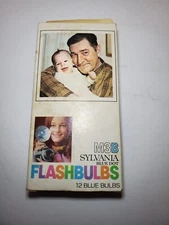 Vintage Sylvania Blue Dot Flashbulbs 3 in Box 9 missing Photography 