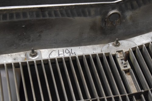 Chrysler Fifth Avenue 1987 5.2 Front Radiator Grill Chrome Trim Cover 4103621 - Picture 24 of 24