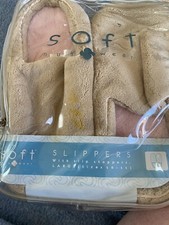 New Soft Hug Wear Slippers With Slip Stoppers Tan Size Large 10-11