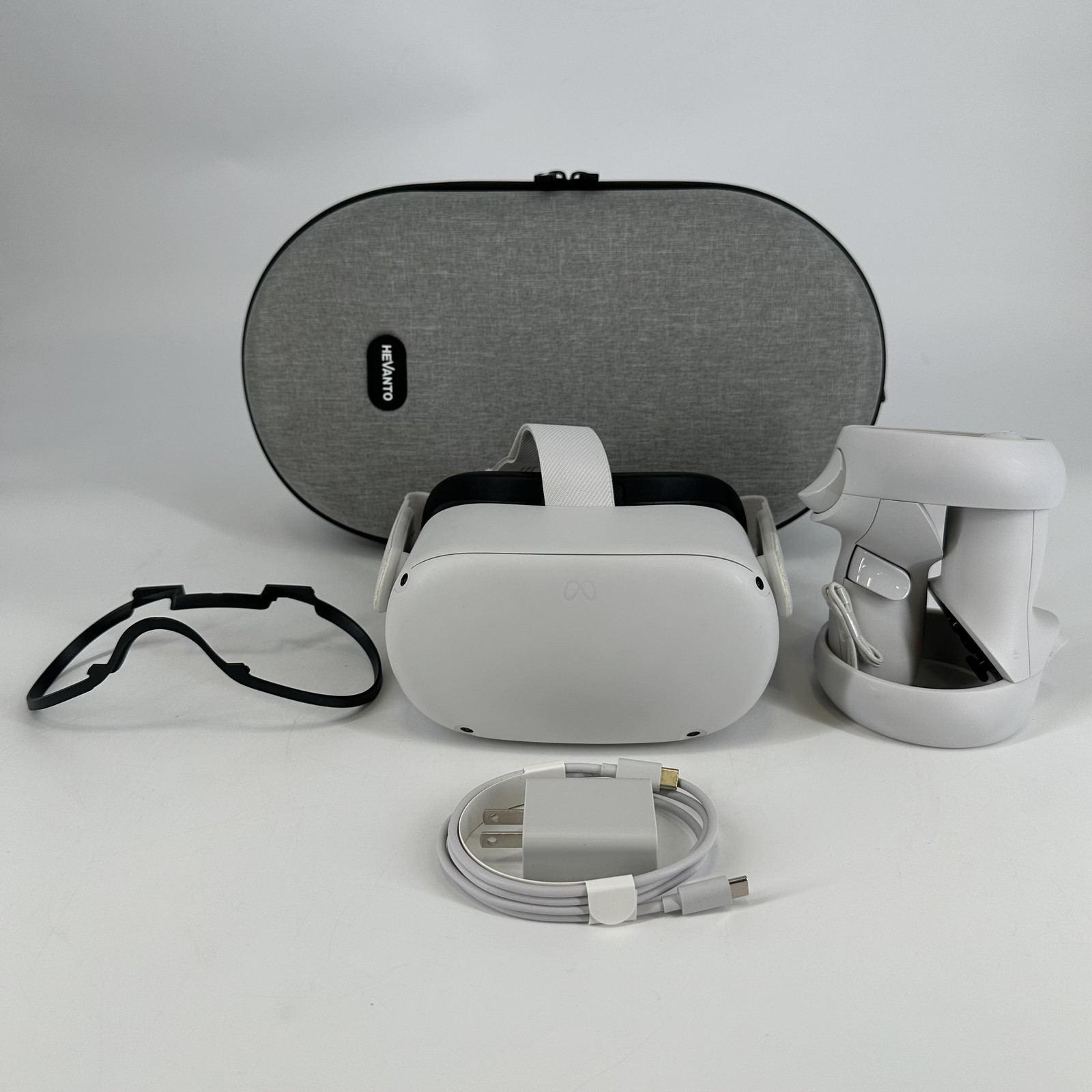 Meta Quest 2 VR Headset 128GB with Accessories in Excellent Condition  -image