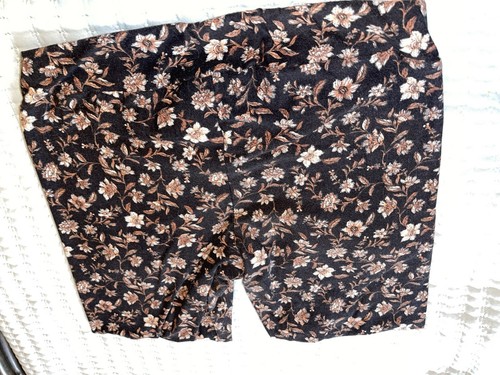 TIME and TRUE S (4-6) BLACK FLOWERY POLY. BLEND WOMEN'S PANT'S PRE-OWNED - Picture 7 of 8