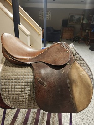 19'' Stubben Siegfried Saddle