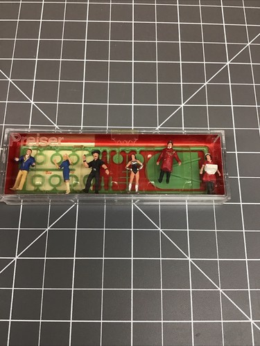 Figuras Preiser escala HO 20251: artistas de circo/personal nuevas C-6 | Zustand: New