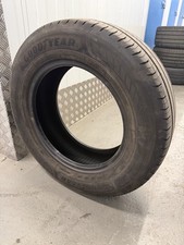 215/65/16C 7.7mm Goodyear Efficient Grip Cargo 2 109/107 T DOT 4325 A3025