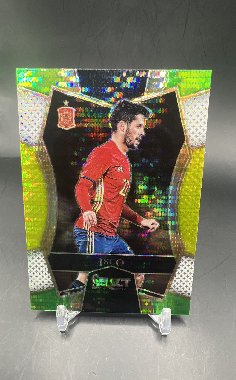 2016-17 Panini Select - Mezzanine Isco #186 Multi-Color Prizm