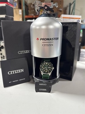 時計 CITIZEN AUTOMATIC DIVER'S 200M Citizen Promaster Automatic Diver Men's Green Dial Rubber Strap