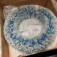 Vtg Consolidated Novelty Co  BLUE Glitter Bottle Brush Christmas Wreath Org Box