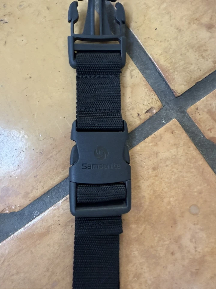 Surtido de correas para equipaje Foto 3 de 4