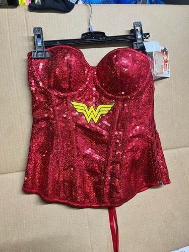 Wonder Woman Cosplay Costumes Comic Con 2017 Pictures