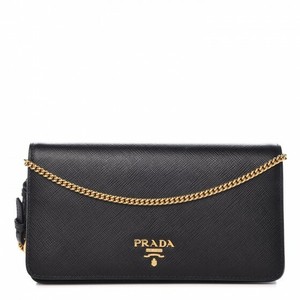 prada saffiano chain bag
