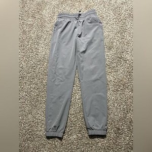 Women’s nine to five jogger by 90 degree