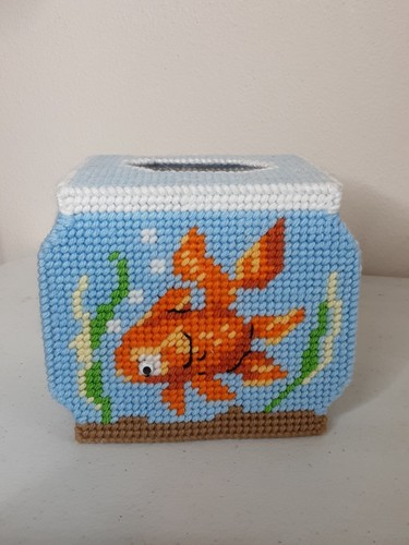 Mary Maxim Kunststoff Leinwand Fischschale Taschentuchbox Abdeckung Goldfisch Googly Eyes