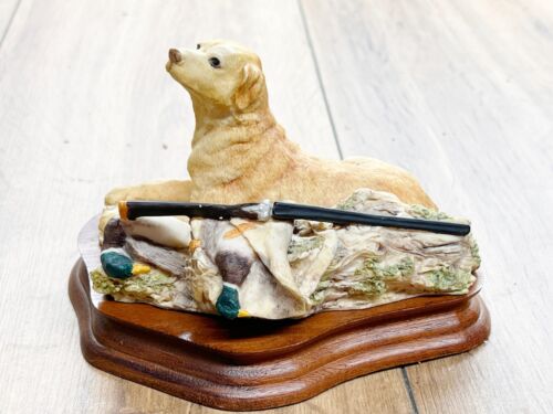VINTAGE BORDER FINE ARTS FIGURINE ORNAMENT OF DOG - AYRES BA LABRADOR / SHOTGUN - Picture 3 of 11