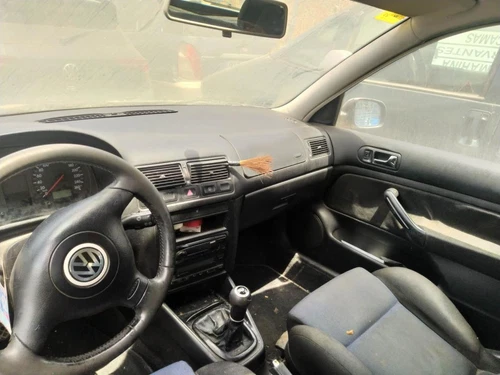 Vente en gros Armaturenbrett für VOLKSWAGEN GOLF IV BERLINA (1J1)(10.1997) 2000 1571466