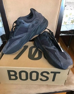 700 boost box Adidas Yeezy Hi-Res Red Backpack Kicks TSM Review - YEEZY BOOST