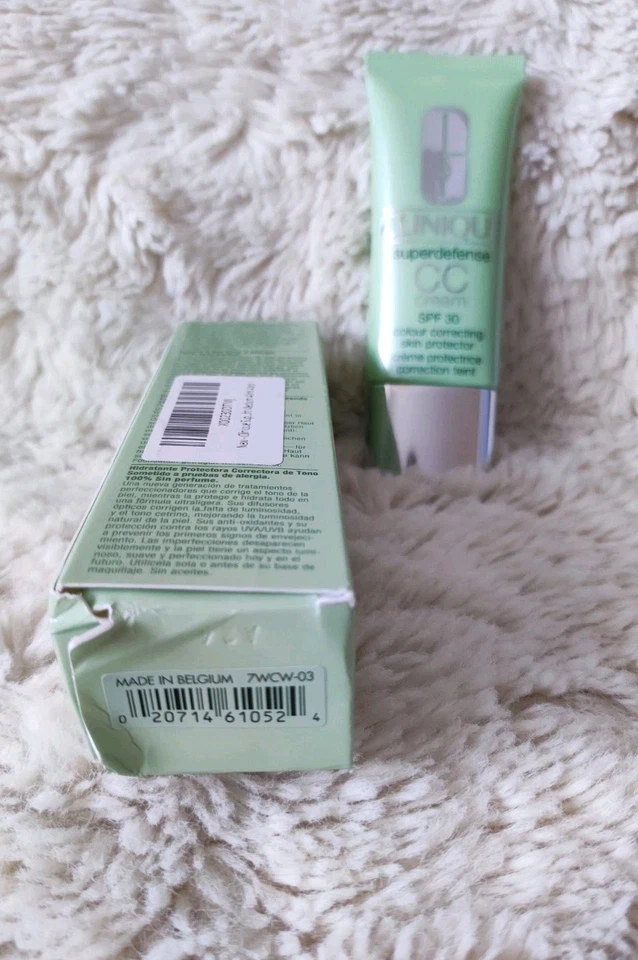 Clinique Superdefense CC Cream SPF30 40 ml – Light/Medium - Image 3 of 4