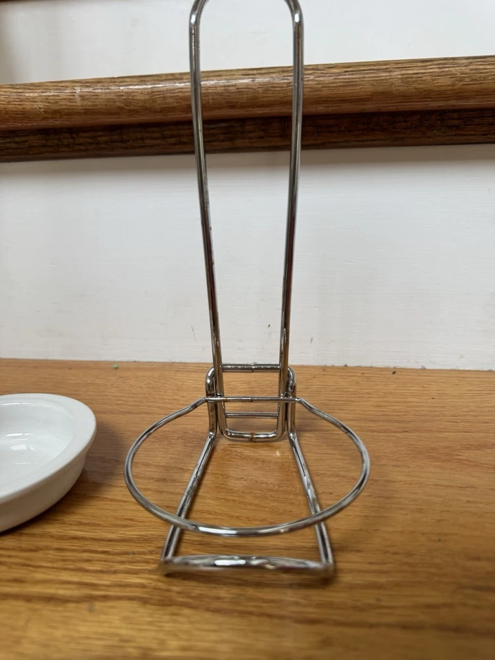 Retired Pampered Chef Ladle Spoon Rest #1678 Metal White Round Ceramic Dish - Image 3 of 4