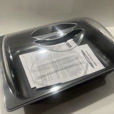 New Rectangle Metal Cake Baking Pan Removable Hard Plastic Lid Built In Handle