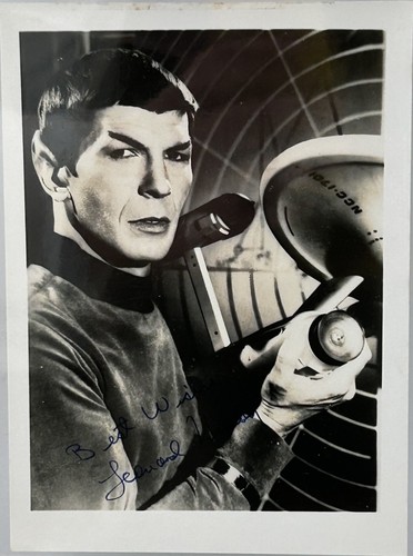 Vintage Earlier Star Trek LEONARD NIMOY Hand Signed Autograph Photo - 5"x 6.75"