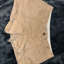 VINTAGE Y2K Old Navy Women's Tan Low Rise Khaki Shorts