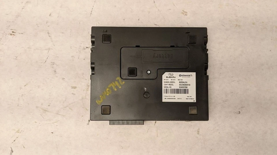Subaru Outback Legacy 2016 módulo de comunicación chasis ECM 2302236 Foto 2 de 4