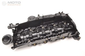 BMW 3 F30 F31 F34 318d 2.0 150PS B47 Ventilabdeckung Zylinderkopfdeckel 8581798