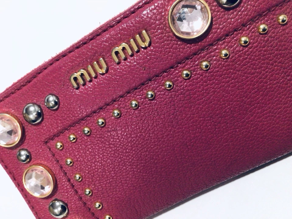 MIU MIU Damas FUNDA DE CUERO CON JOYAS BOLSO / BOLSA Foto 4 de 4