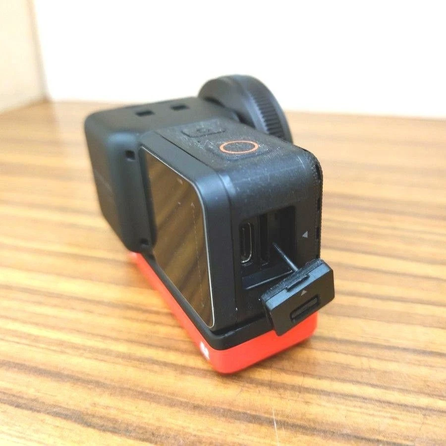 Insta360 ONE R 1-Inch Edition Wide-angle Module Action Camera w/ Leica - Image 3 of 4