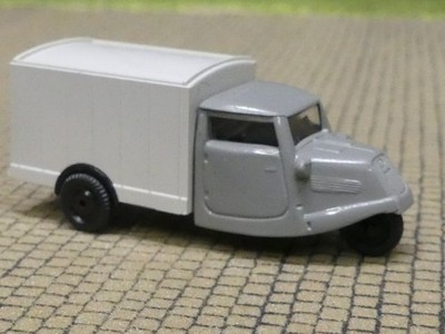 1/87 Busch Tempo Hanseat hellgrau/grau Praline