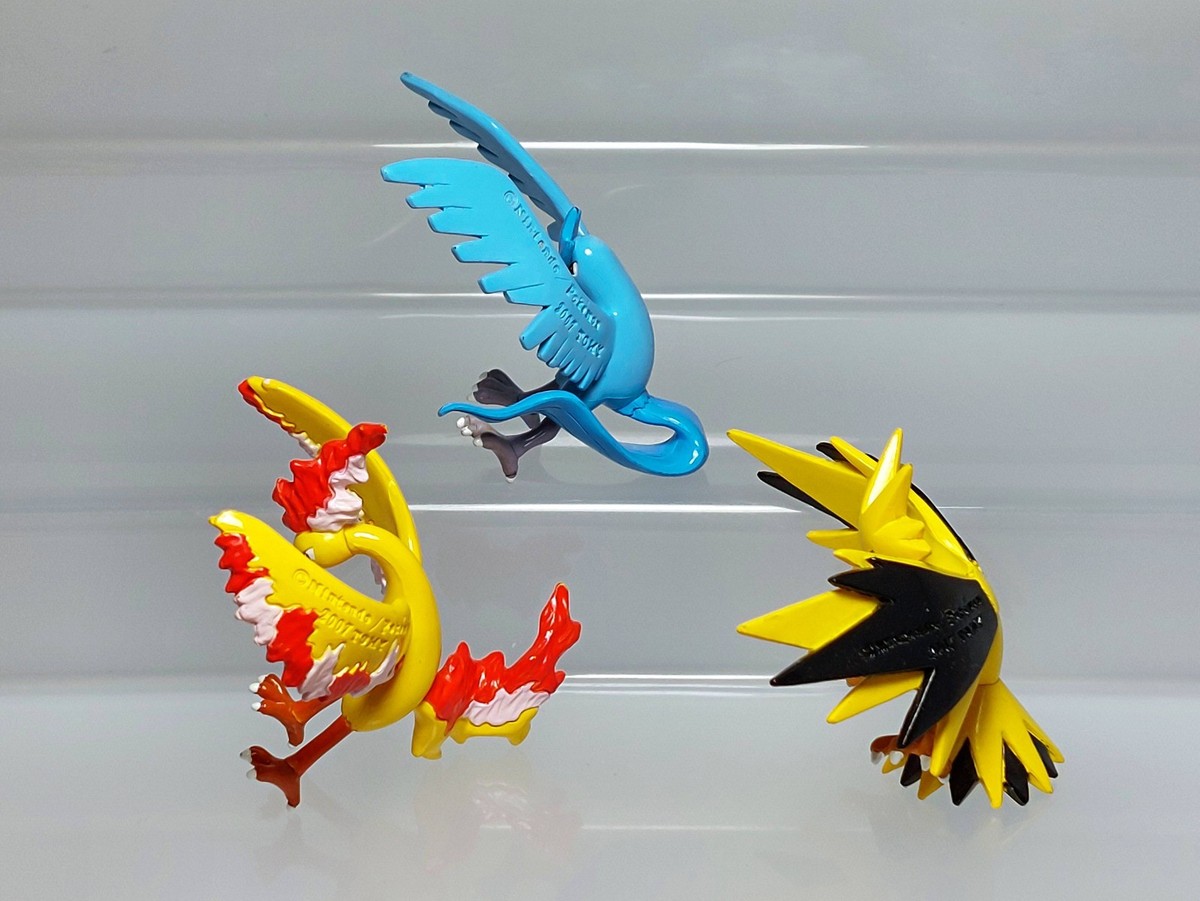Moltres Articuno Zapdos Pokemon Monster Collection Figure Set Tomy