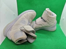 Nike Marxman Premium Youth Basketball Trainers Shoes Pure Platinum Size 5.5 Y