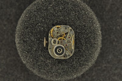 VINTAGE LADIES ENCAR WRISTWATCH MOVEMENT - 21 JEWELS - RUNNING