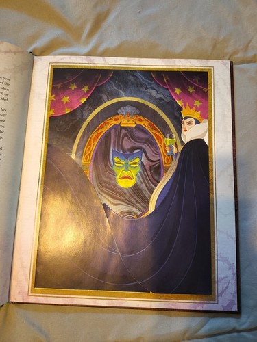 Disney Villains: a Portrait of Evil : History's Wickedest Luminaries (Books... - Picture 4 of 11