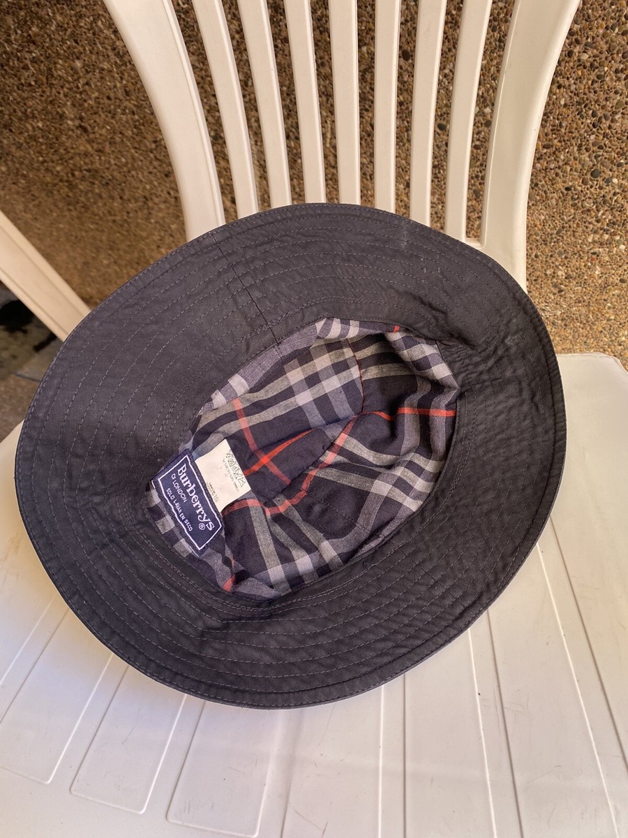 Burberry LONDON リバーシブルバケットハット ノヴァチェック 黒 BURBERRY バーバリー リバーシブル バケットハット チェック ブラック