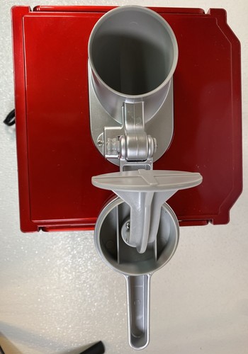 Waring Pro Snow Cone Maker con misurino e tazze originali condizioni nuove - Foto 6 di 8