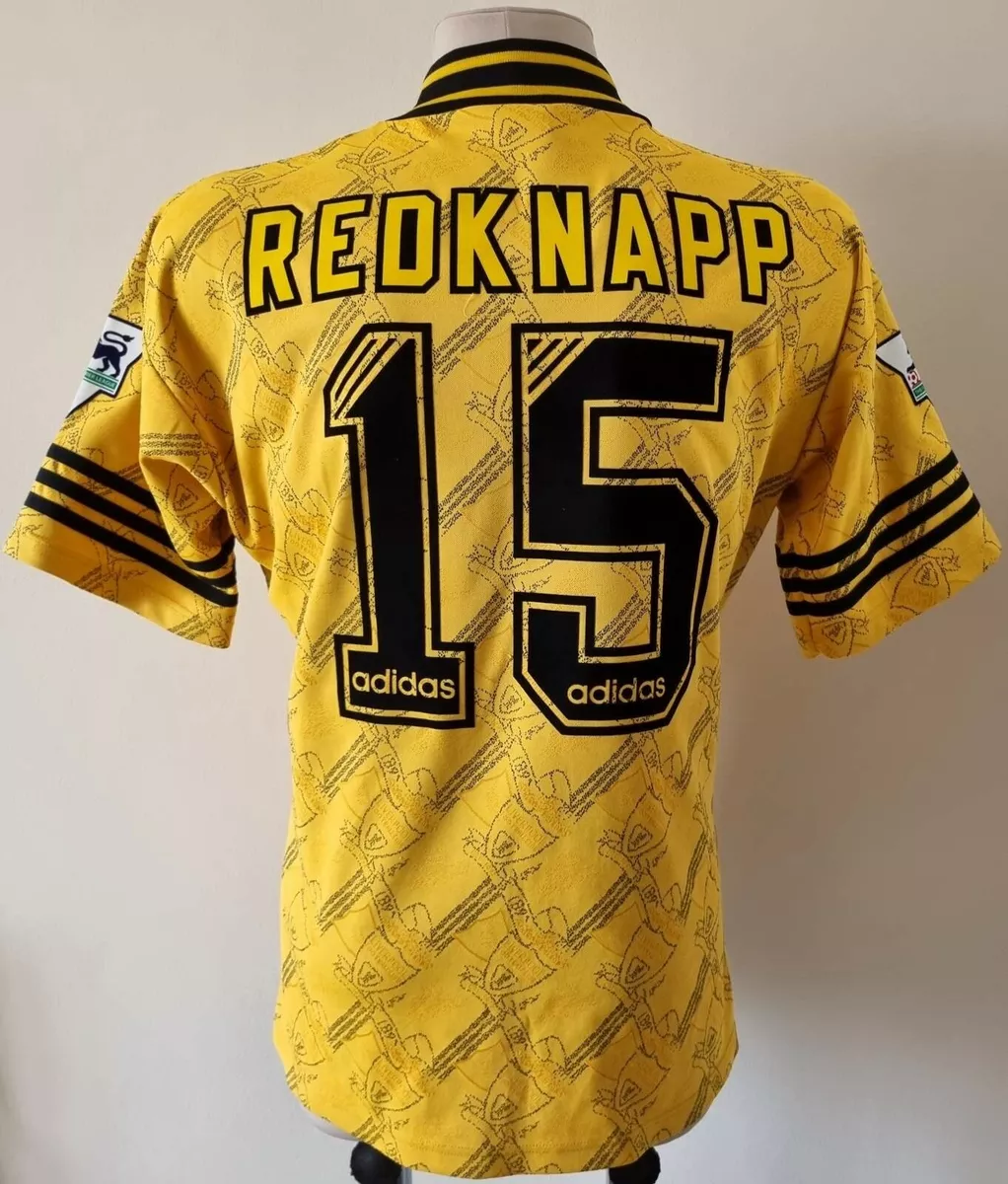 Liverpool yellow sales adidas kit