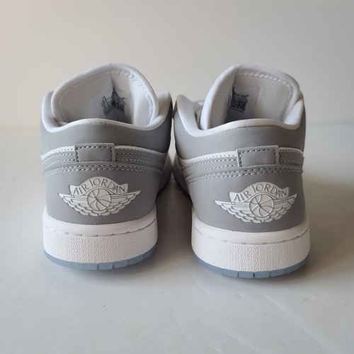 Nike Air Jordan 1 Low Wolf Gris Aluminio DC0774-105 Para Mujer Talla 6.5 - Imagen 4 de 5