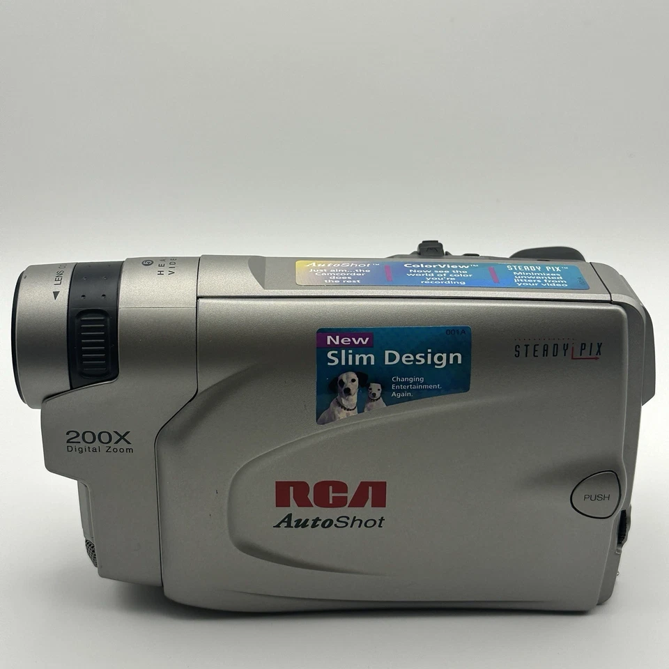 RCA Auto Shot Camcorder Steady Pix 200X Zoom, Tape, Bag, Battery, Untested - Image 2 of 4
